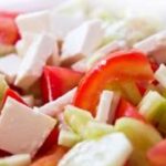 Ensalada verde con fresas y aguacate