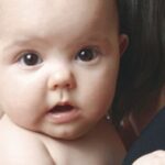 El desarrollo de tu bebé en su tercer mes de vida