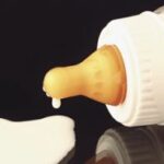 Ten presente con el biberón