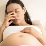 ¿Cuándo se sienten los movimientos del bebé y cómo son?